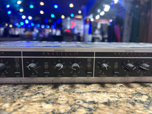 Load image into Gallery viewer, Behringer MDX 2400 Multicom Quad Dynamics Processor