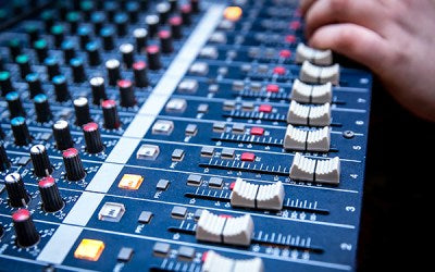 Knowing and Understanding Audio Mixing Consoles