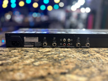 Load image into Gallery viewer, Behringer Dualfex Pro EX2200
