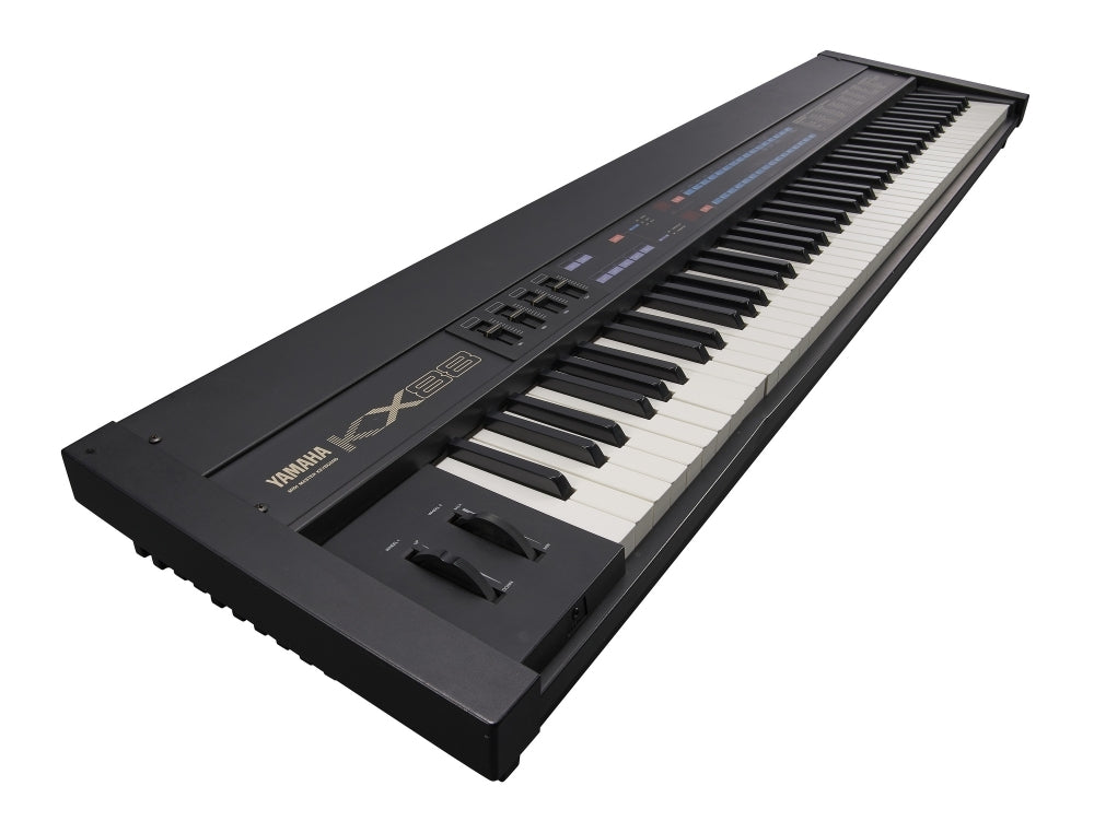 YAMAHA KX88 KEYBOARD